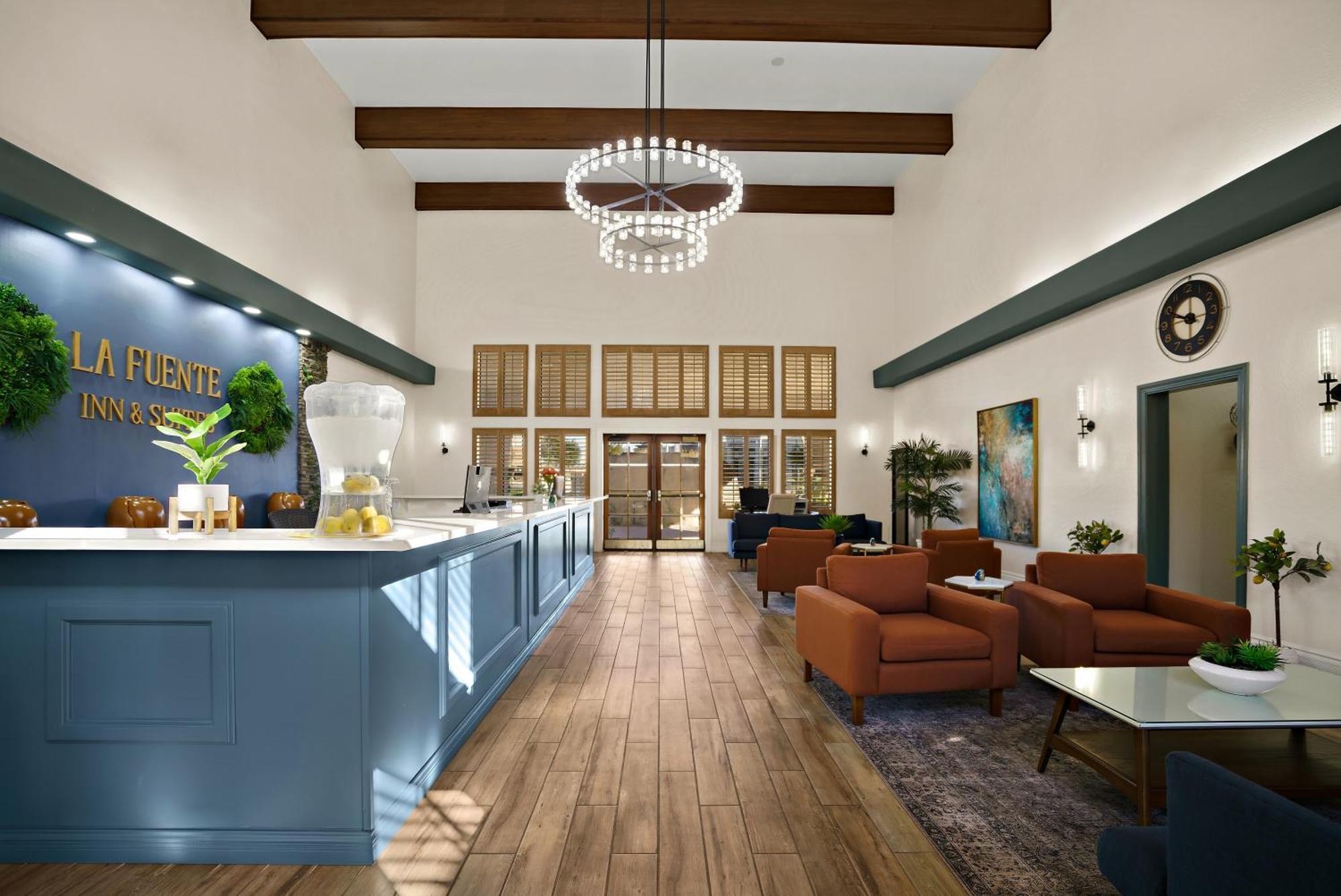 La Fuente Inn & Suites Юма Экстерьер фото